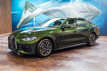 BMW 430i Gran Coupe 2024 với thiết kế hấp dẫn và tiện ích phong phú