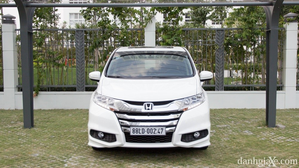 Đầu xe Honda Odyssey 2016