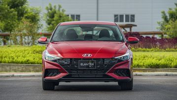 Đầu xe Hyundai Elantra 2023