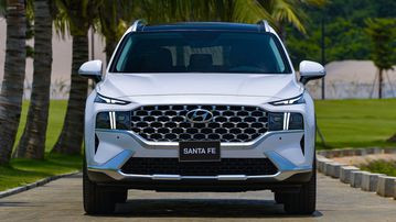 Đầu xe Hyundai SantaFe 2024