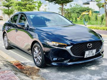 Đầu xe Mazda 3