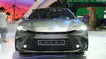 Đầu xe Toyota Camry 2025