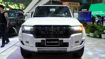 Đầu xe Toyota Land Cruiser Prado 2025