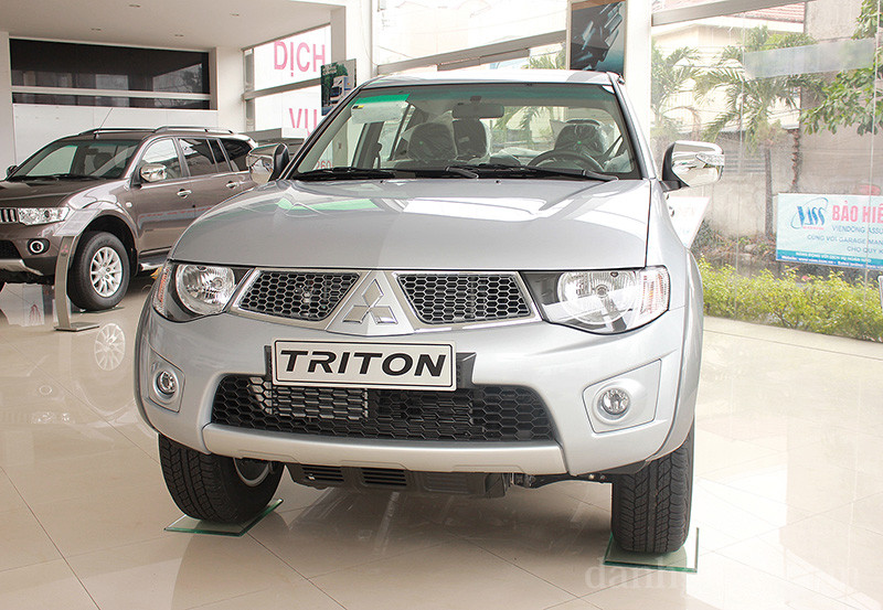 Đầu xe Triton