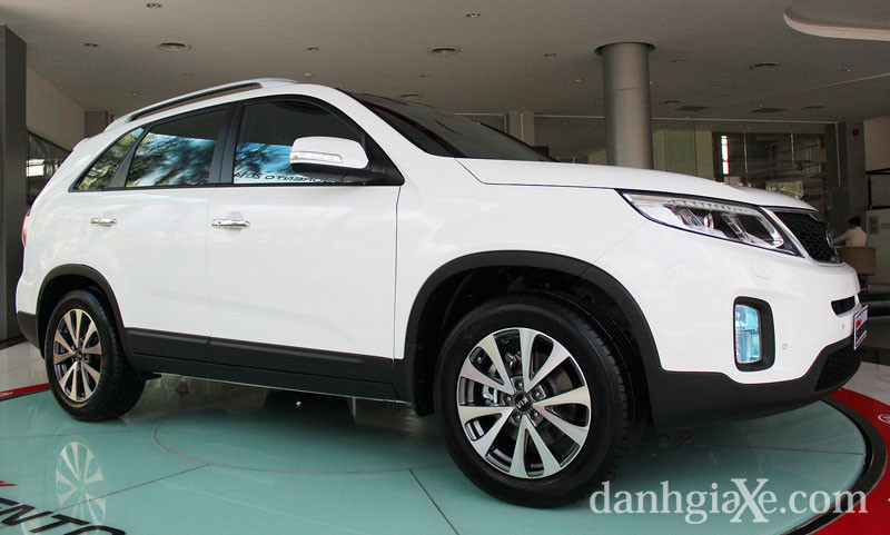 Đèn pha KIA Sorento 2014