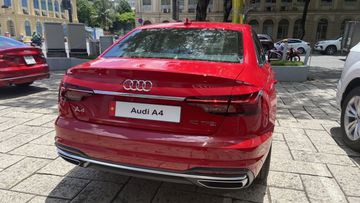 Đuôi xe Audi A4 2024