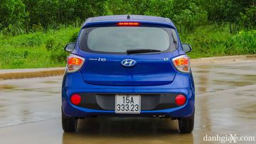 Đuôi xe Grand i10 2018
