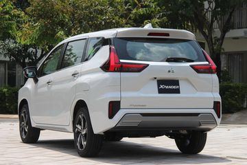 Đuôi xe Mitsubishi Xpander AT Premium 2023