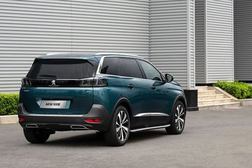 Đuôi xe Peugeot 5008 2022