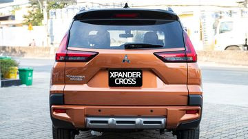 Đuôi xe Xpander Cross 2024