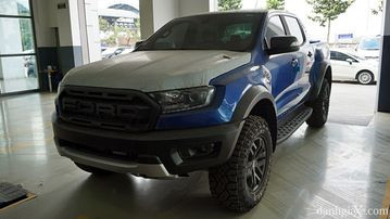 Ford Ranger Raptor 2020 chính diện