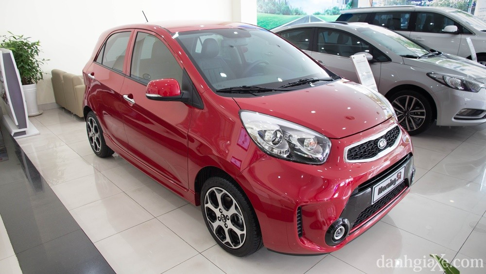 KIA Morning 2016 từ phía trước