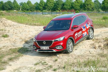 Kích thước MG HS 2022