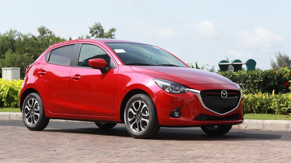 Mazda 2 2015