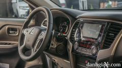 Mitsubishi Triton nội thất