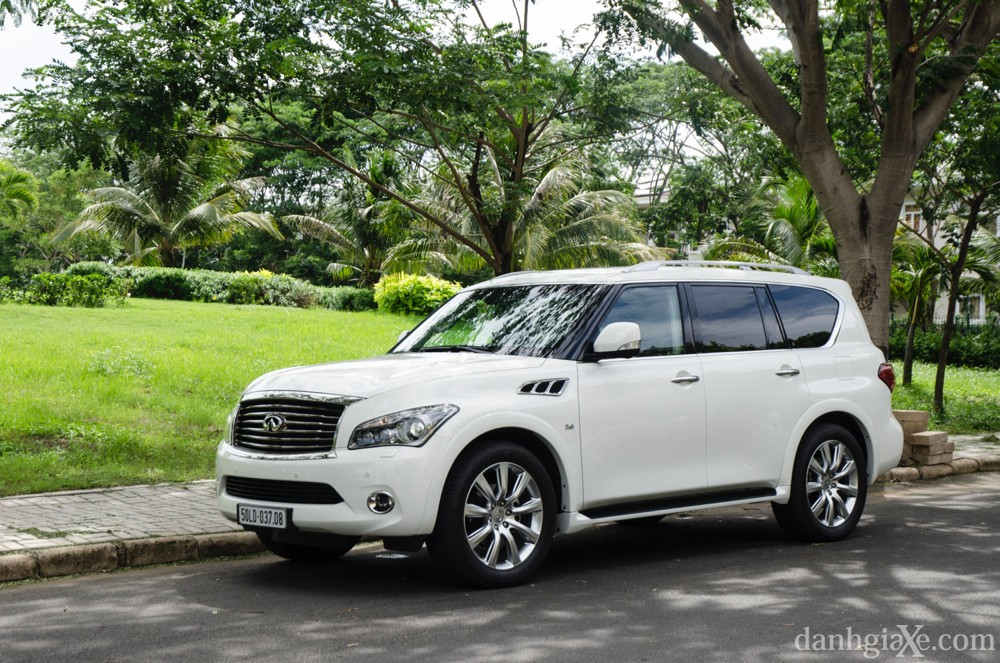 Nội thất Infiniti QX80 2014