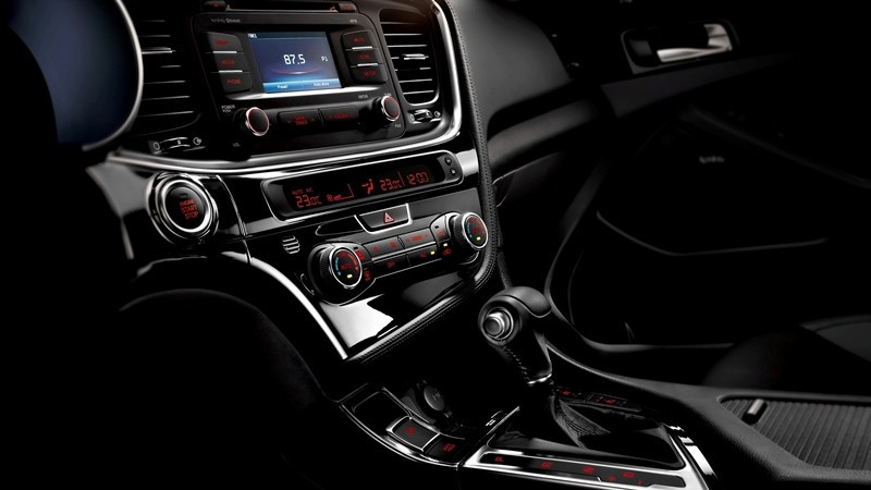 Nội thất KIA Optima 2012