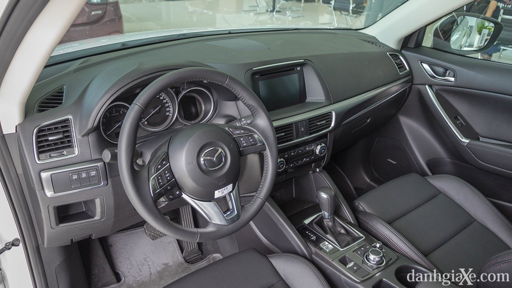 Nội thất Mazda CX-5 2016
