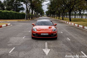 Nội thất sang trọng của Porsche Panamera 2023