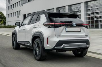 Phần đuôi xe Toyota Yaris Cross 2022