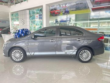 Thân xe Ciaz 2023