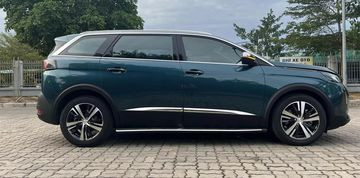 Thân xe Peugeot 5008 2023