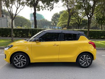 Thân xe Suzuki Swift 2023