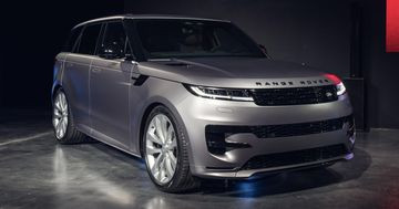 Thiết kế mạnh mẽ của đầu xe Range Rover Sport 2024