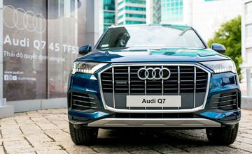 Thiết kế mặt trước mạnh mẽ của Audi Q7 2025