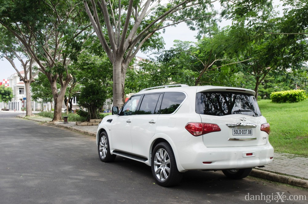 Tiện nghi Infiniti QX80 2014