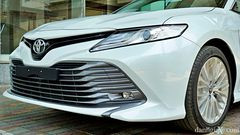 Toyota Camry 2020 - Ngoại thất 3