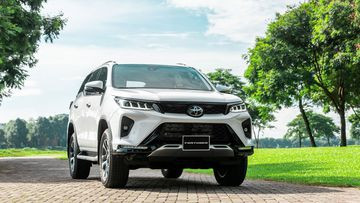 Toyota Fortuner Legender 2023