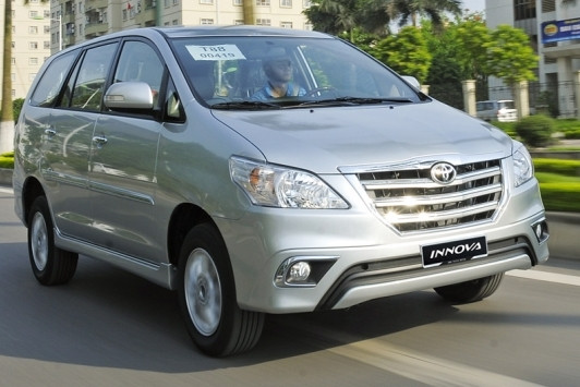 Toyota Innova 2014