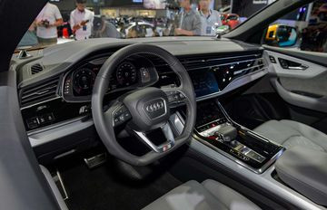 Vô lăng Audi Q8 2024