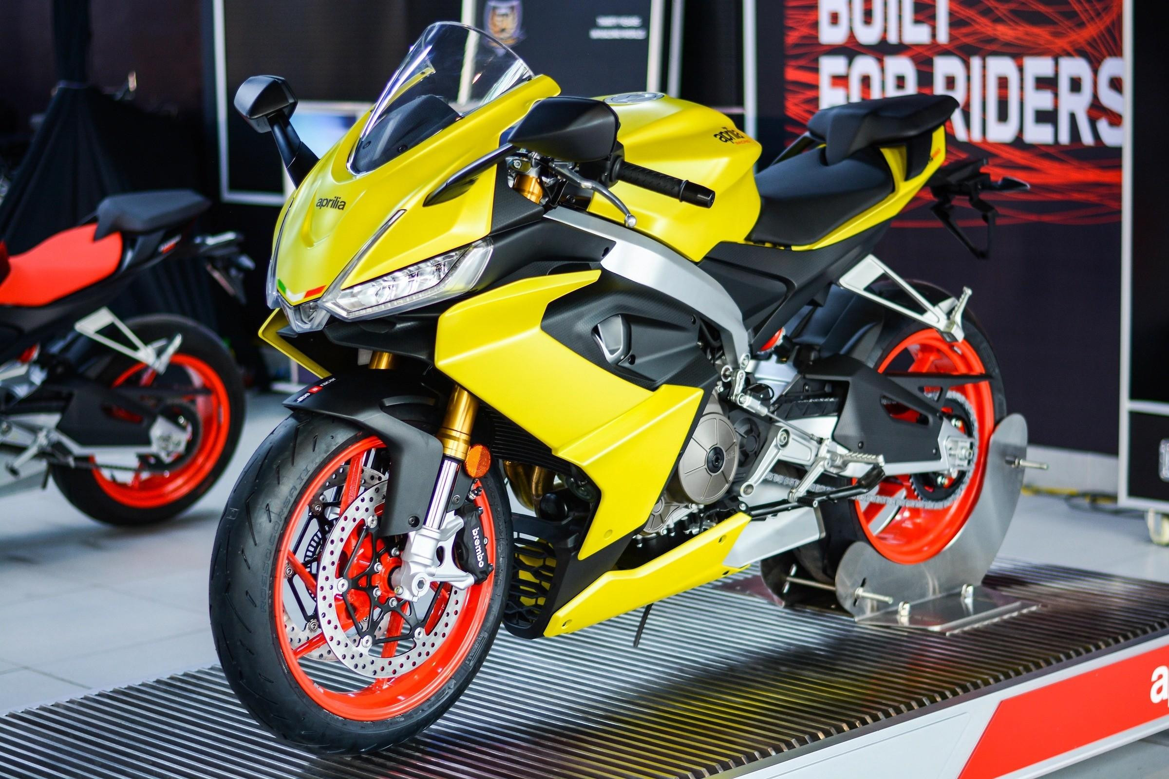 Đại lý Motoplex Sài Gòn và các khuyến mãi từ Aprilia