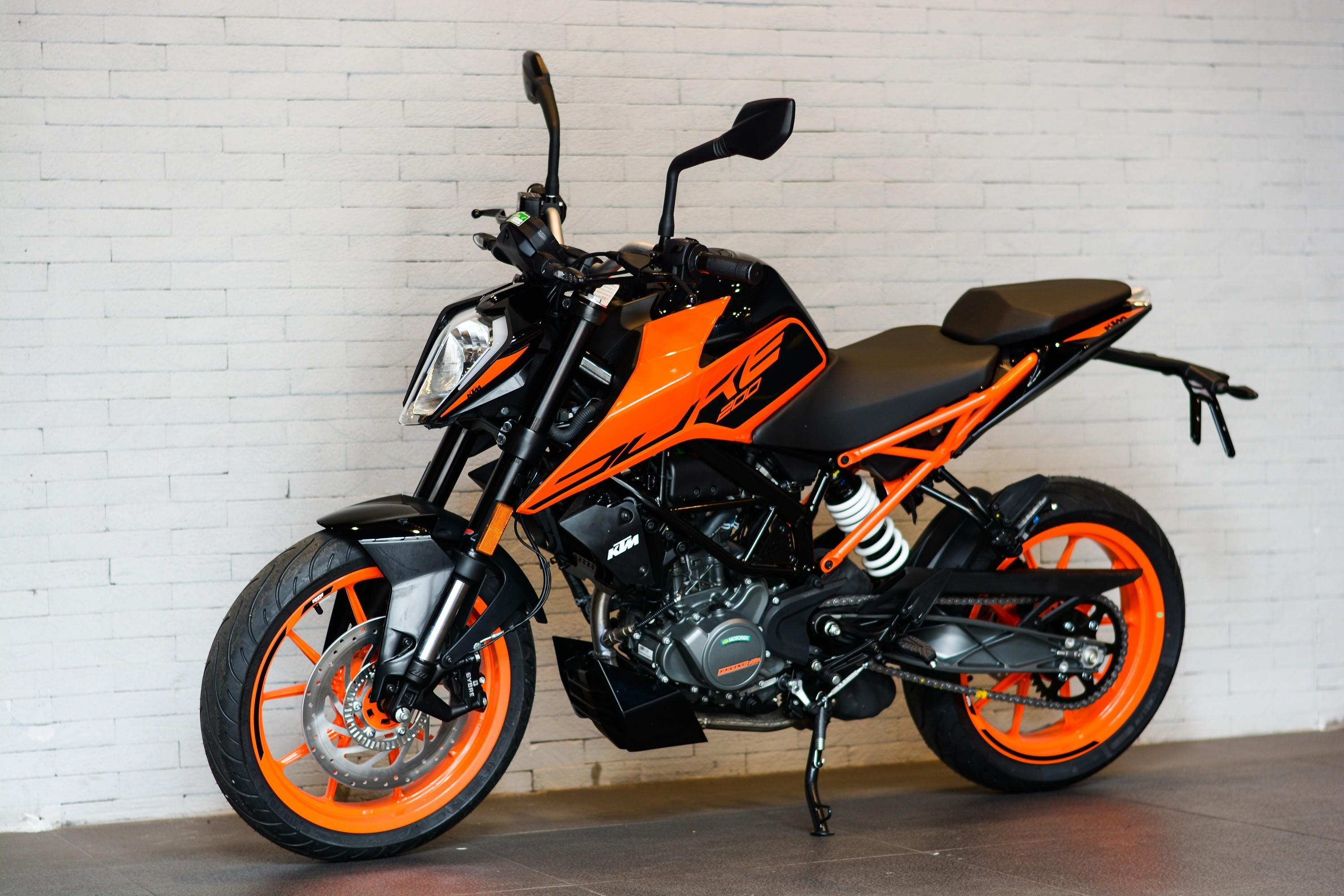 KTM Duke 200 2023 Vận Hành